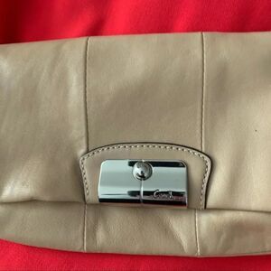 Kristin‎ Leather Large Flap Wristlet F48988sv Tan